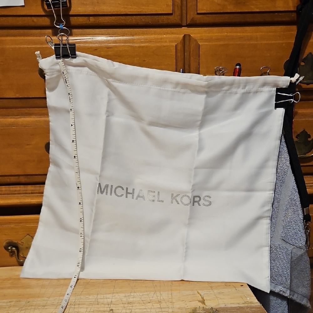 Michael Kors White Drawstring Cloth Dust Bag
